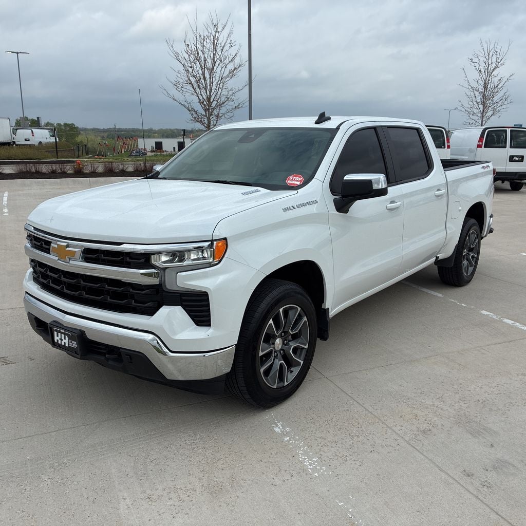 2024 Chevrolet Silverado 1500 LT LT1