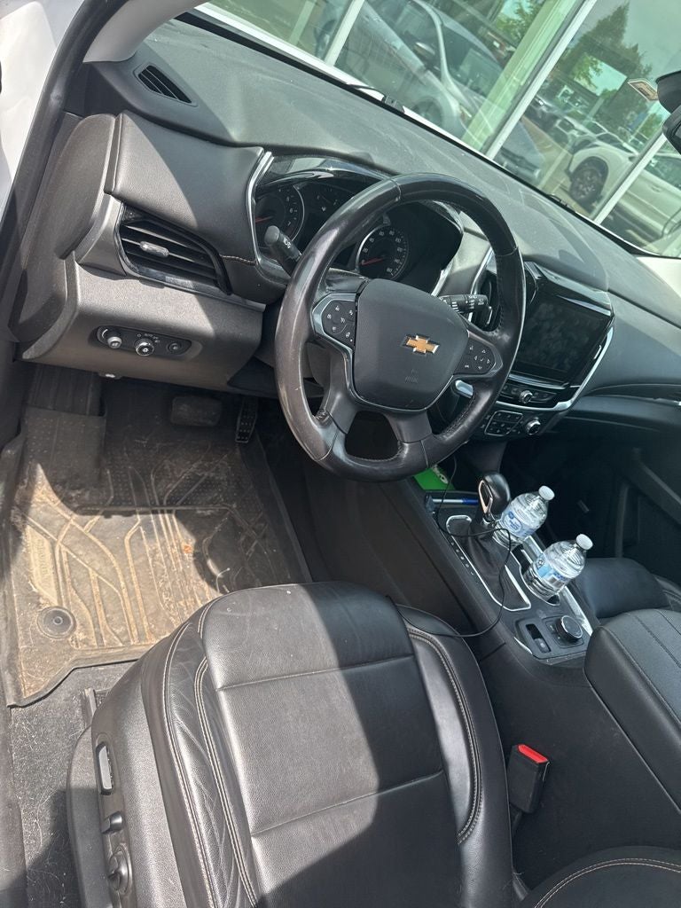 2021 Chevrolet Traverse LT Leather