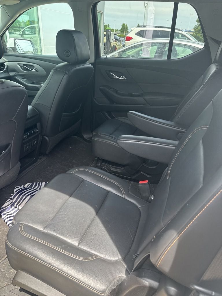 2021 Chevrolet Traverse LT Leather