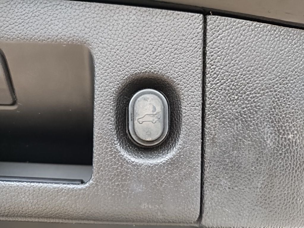 2018 Cadillac Escalade ESV Premium
