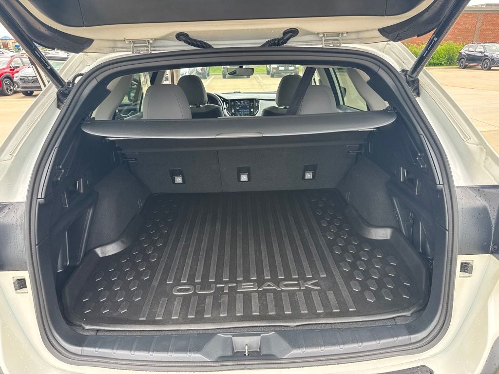 2023 Subaru Outback Premium
