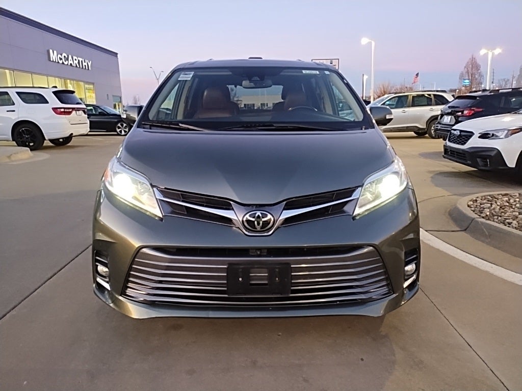2018 Toyota Sienna Limited Premium 7 Passenger AWD