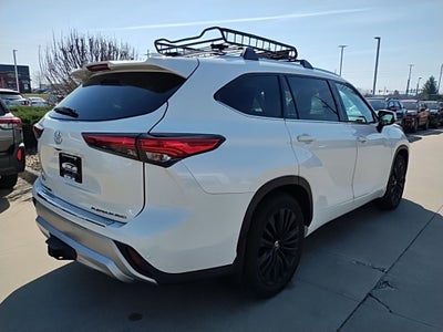 2021 Toyota Highlander Platinum