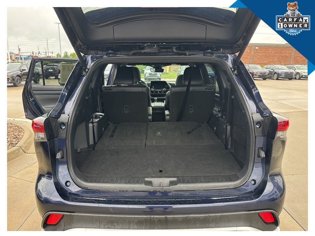 2025 Toyota Highlander XSE