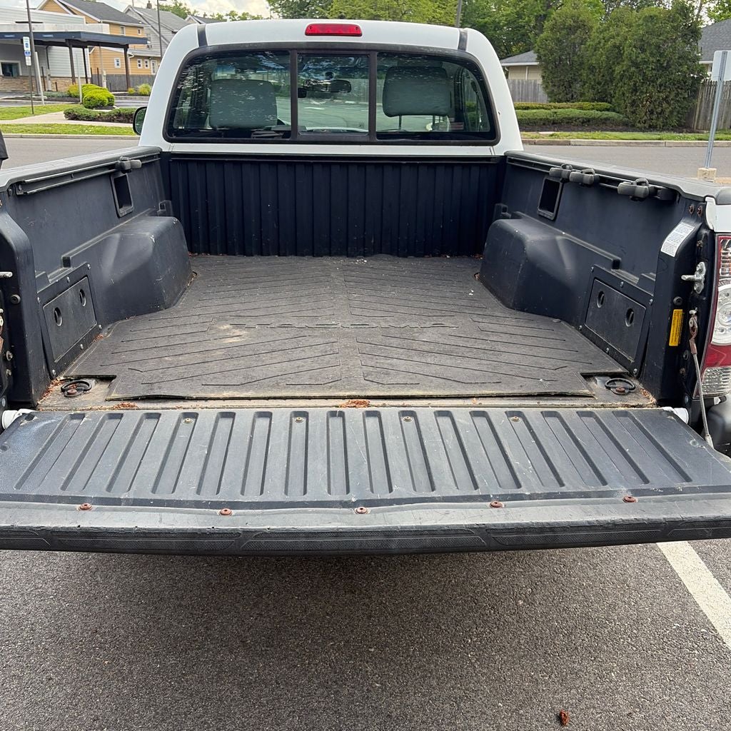 2009 Toyota Tacoma 2WD Reg I4 MT (Natl)