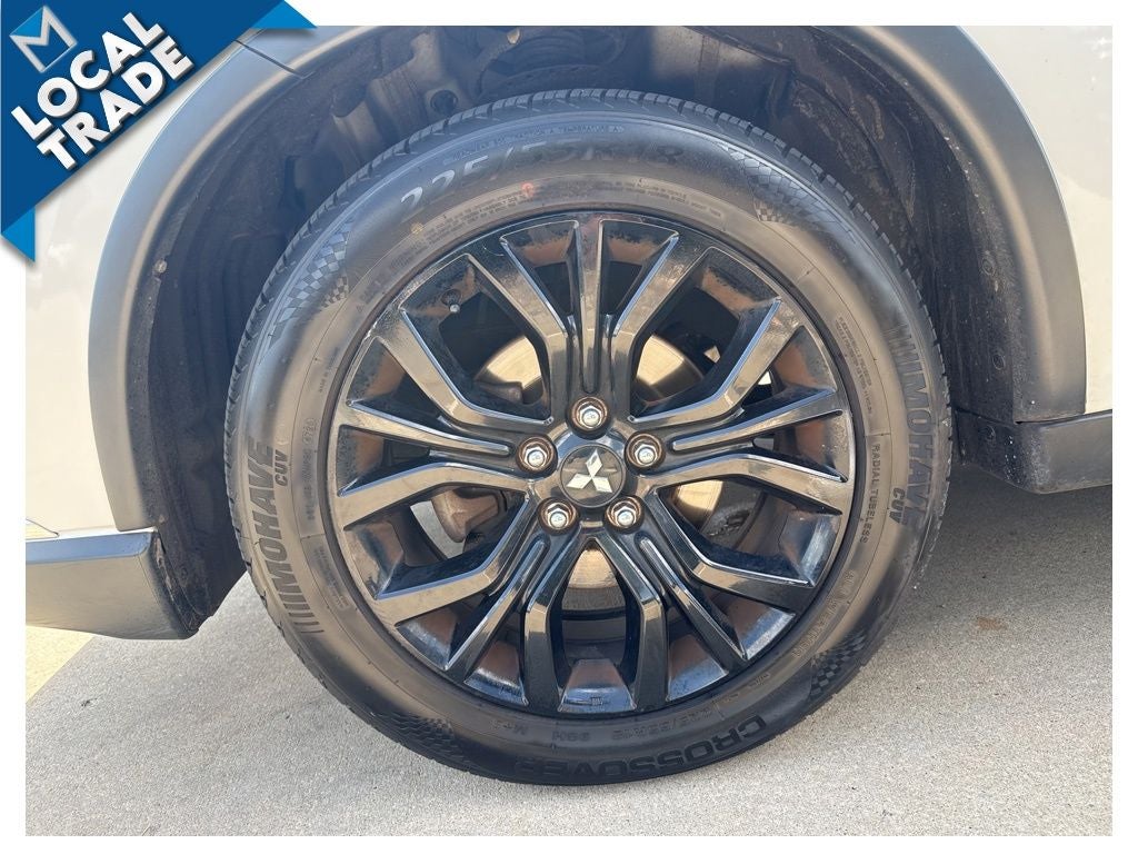 2019 Mitsubishi Outlander LE