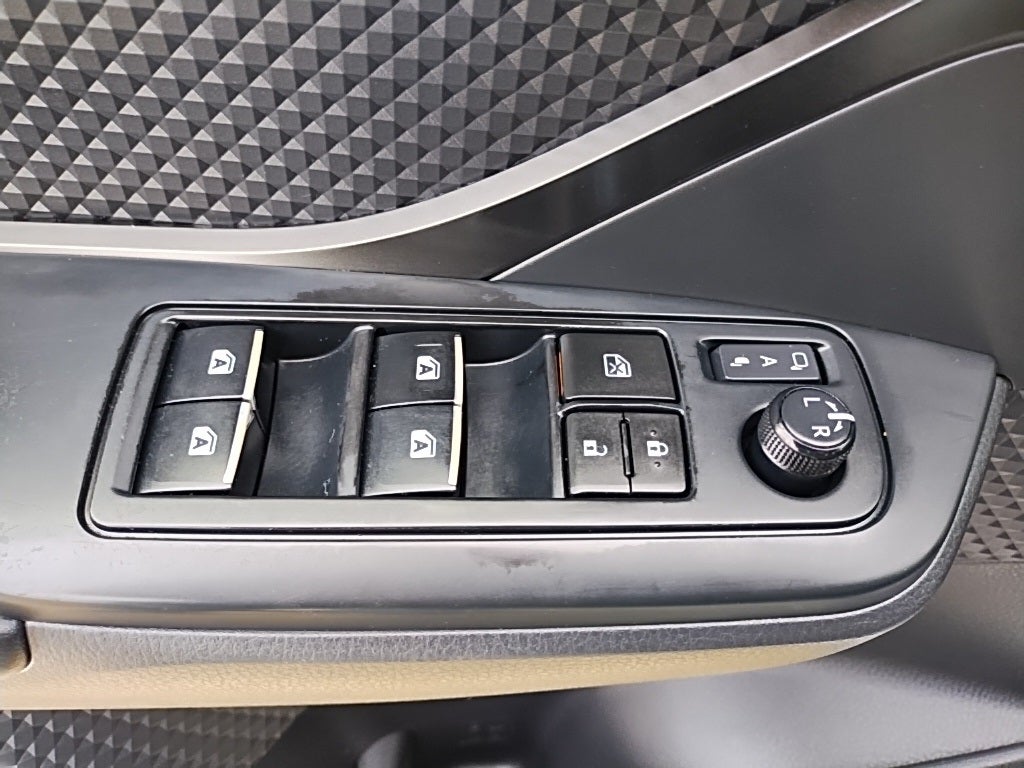 2018 Toyota C-HR XLE Premium