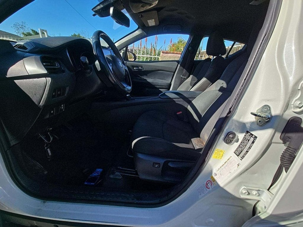 2018 Toyota C-HR XLE Premium