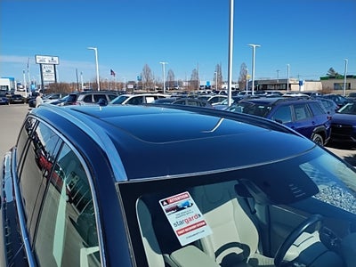 2022 Volvo XC90 T6 Momentum