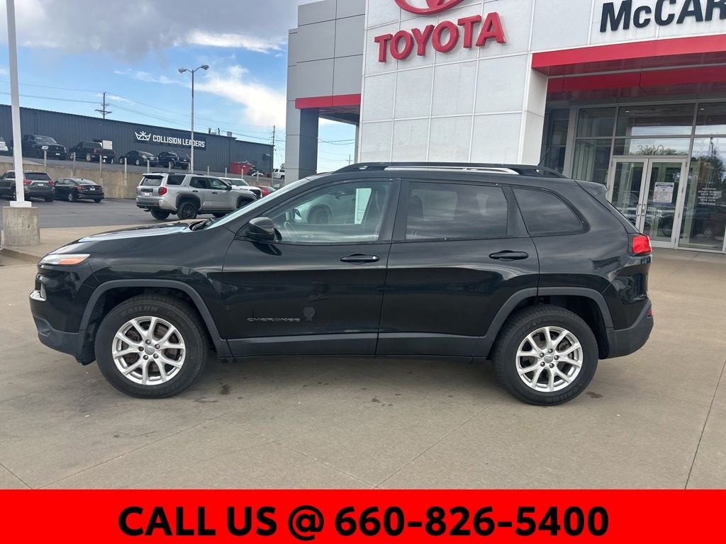 Used 2015 Jeep Cherokee Latitude with VIN 1C4PJMCB3FW594928 for sale in Kansas City