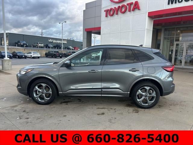 2023 Ford Escape ST-Line Select