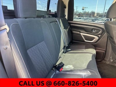 2017 Nissan Titan SV