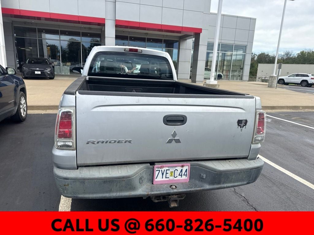 2007 Mitsubishi Raider LS