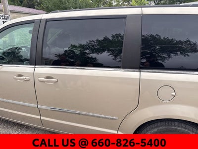 2013 Chrysler Town & Country Touring
