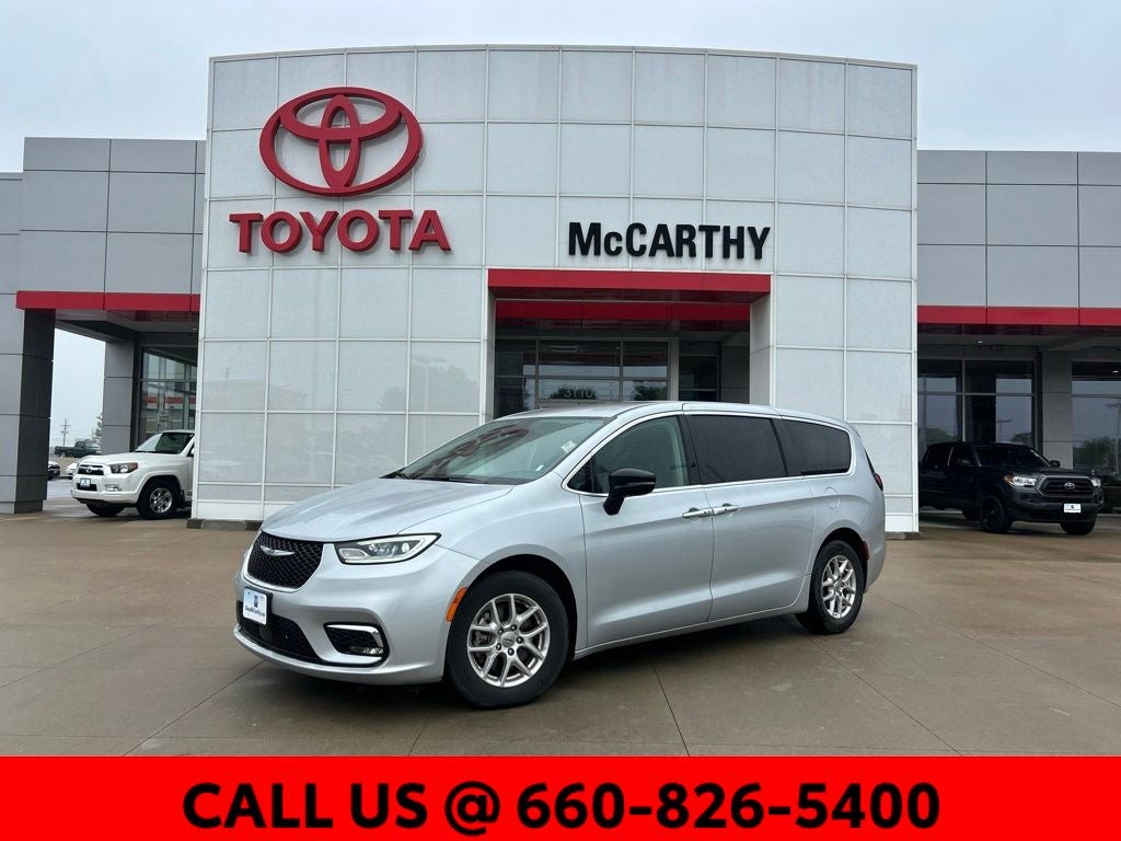 2024 Chrysler Pacifica Touring L