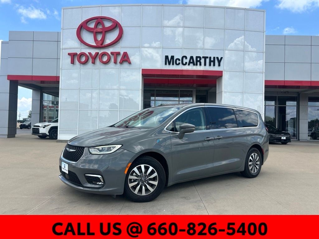 2022 Chrysler Pacifica Hybrid Touring L