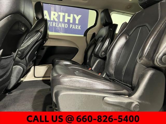 2022 Chrysler Pacifica Hybrid Touring L