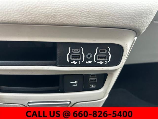 2022 Chrysler Pacifica Hybrid Touring L