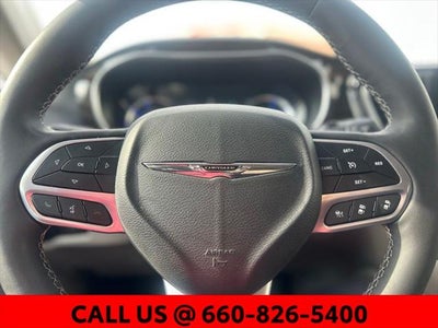 2023 Chrysler Pacifica Hybrid Limited