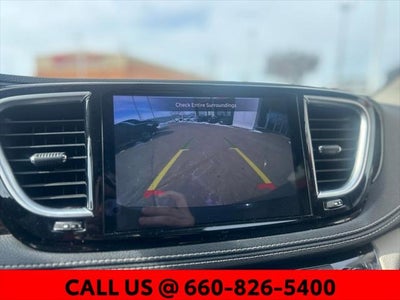 2023 Chrysler Pacifica Hybrid Limited