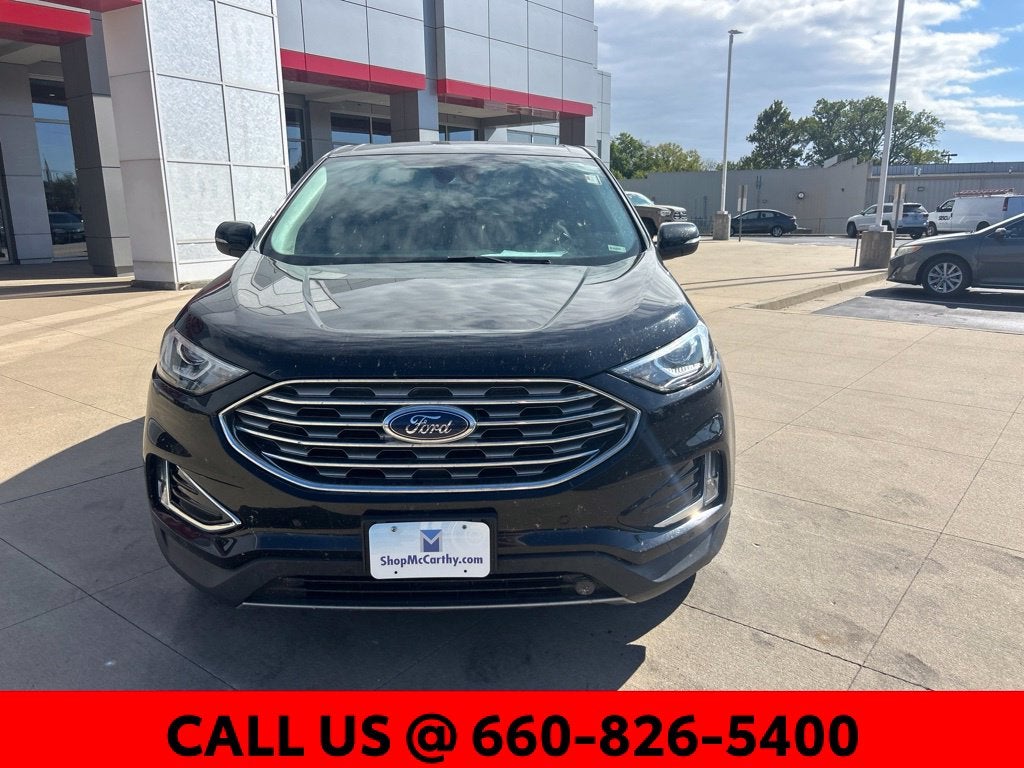 2022 Ford Edge Titanium