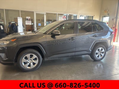2020 Toyota RAV4 LE