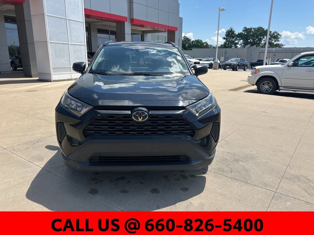 2020 Toyota RAV4 LE