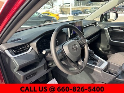 2025 Toyota RAV4 XLE