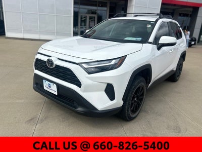 2022 Toyota RAV4 XLE