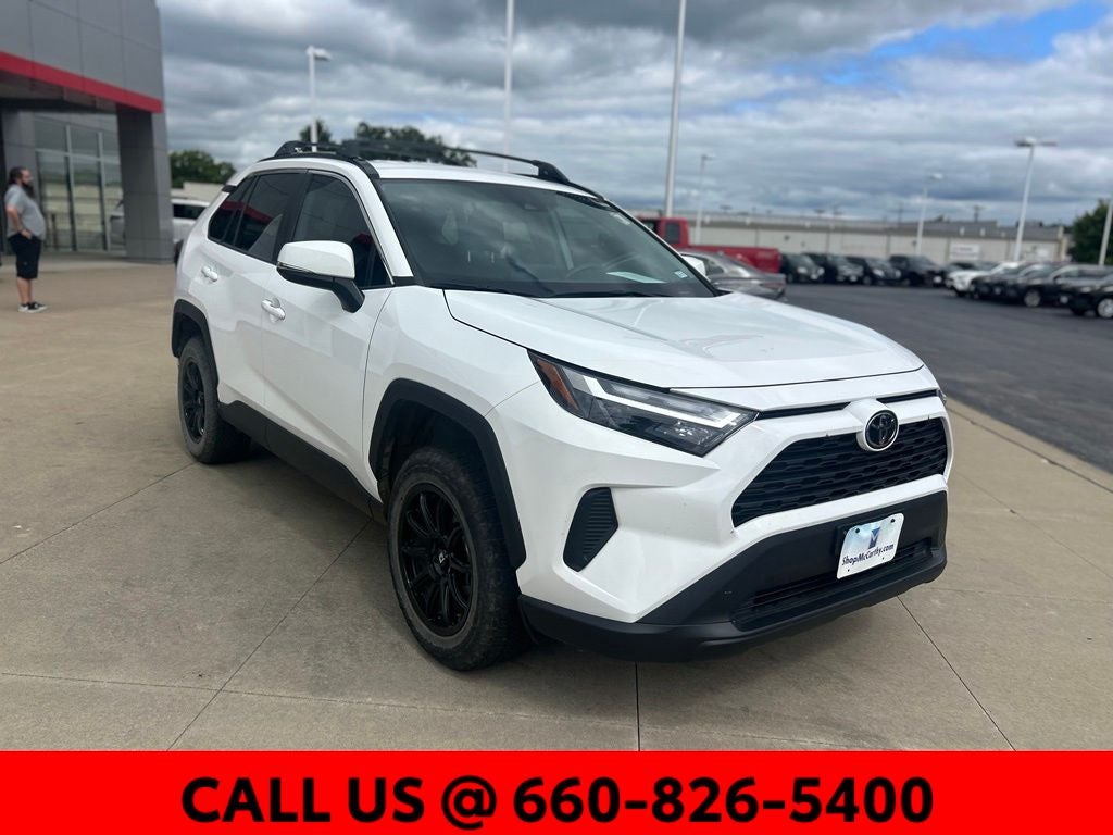 2022 Toyota RAV4 XLE