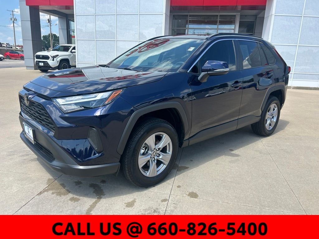 Used 2025 Toyota RAV4 XLE with VIN 2T3P1RFV8SW498319 for sale in Kansas City