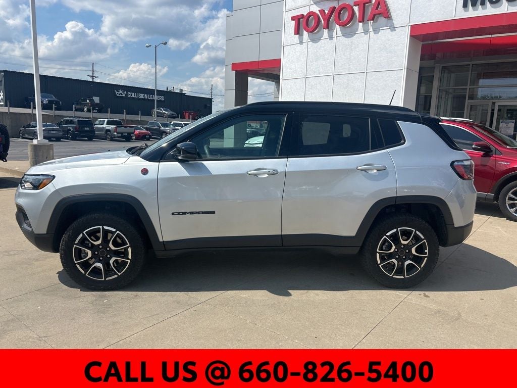 2025 Jeep Compass Trailhawk - Photo 13