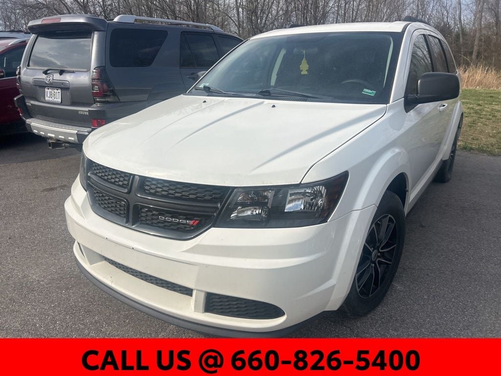 Used 2018 Dodge Journey SE with VIN 3C4PDCAB6JT353044 for sale in Kansas City