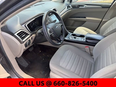 2020 Ford Fusion SE