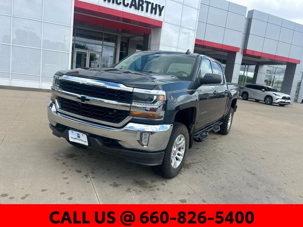 Used 2018 Chevrolet Silverado 1500 LT with VIN 3GCUKREC4JG215946 for sale in Kansas City