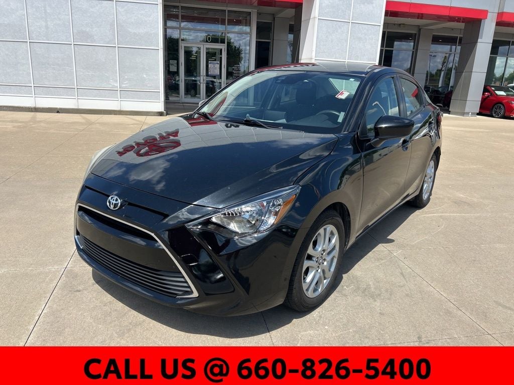 Used 2017 Toyota Yaris iA Base with VIN 3MYDLBYV0HY168132 for sale in Kansas City