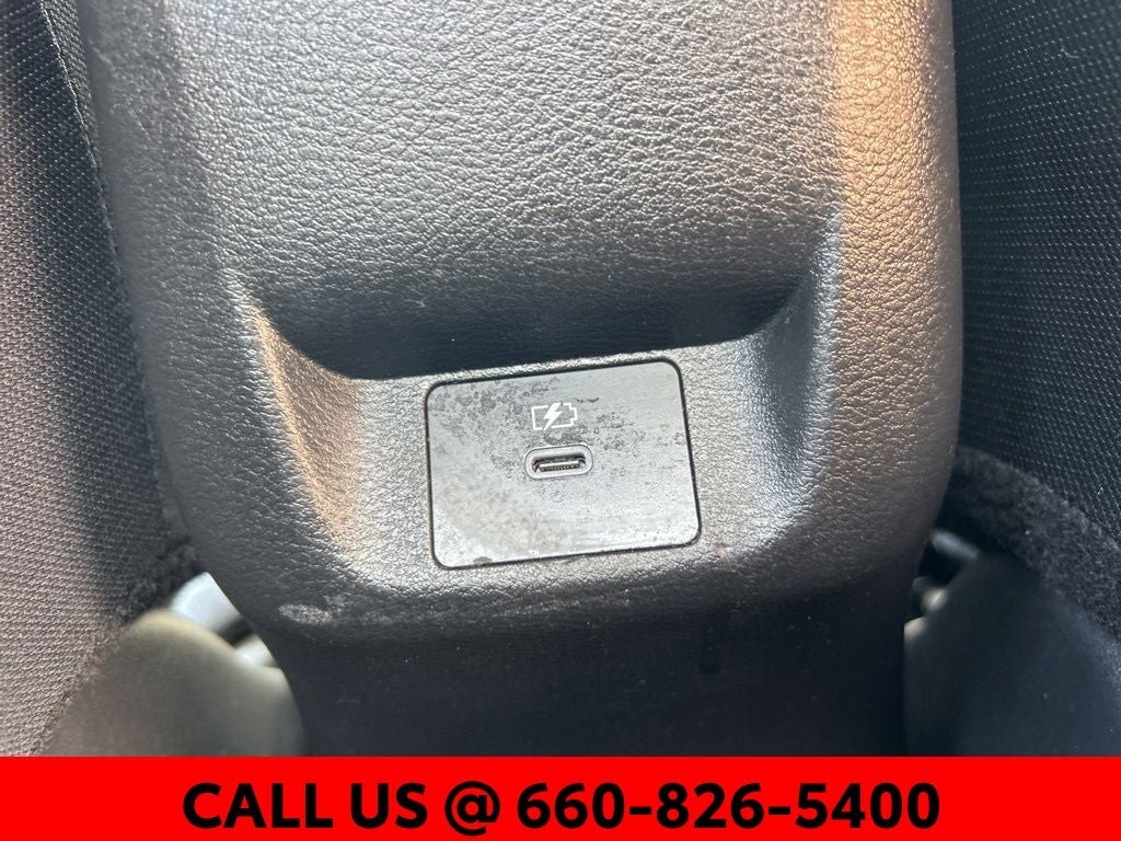 2023 Nissan Versa 1.6 SV