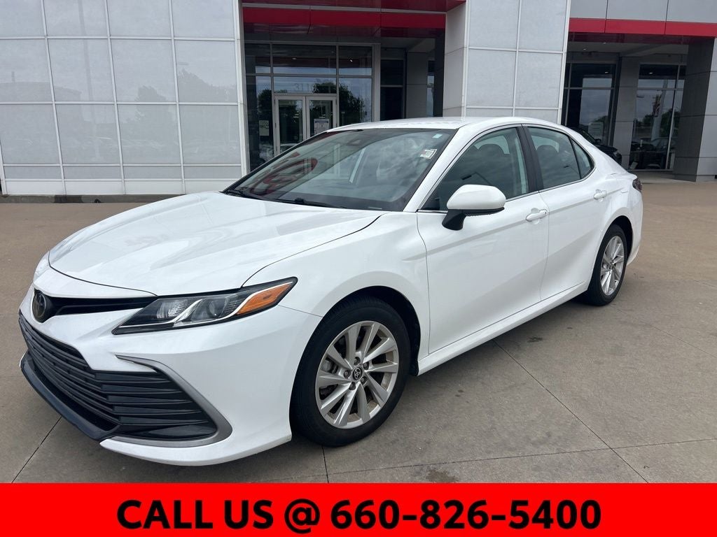 Used 2024 Toyota Camry LE with VIN 4T1C11AK4RU212367 for sale in Kansas City