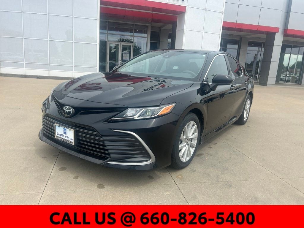 Used 2022 Toyota Camry LE with VIN 4T1C11BK1NU059813 for sale in Kansas City