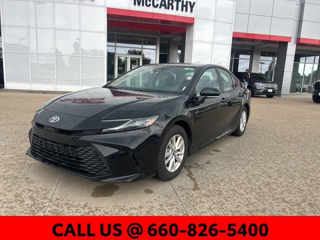 Used 2026 Toyota Camry LE with VIN 4T1DAACK1TU652975 for sale in Kansas City