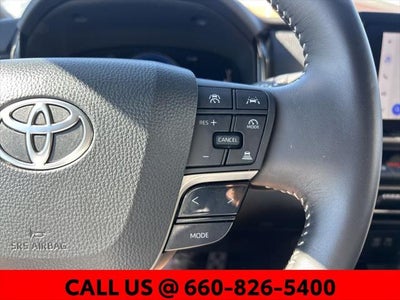 2025 Toyota Camry SE