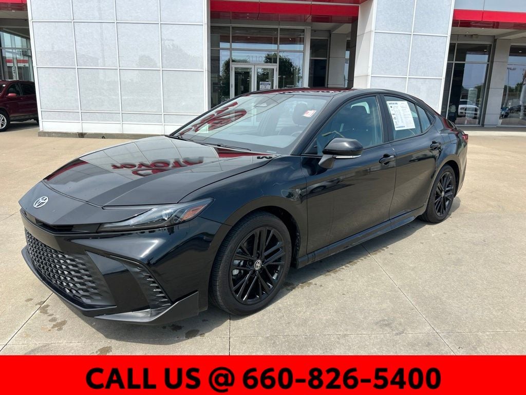 Used 2025 Toyota Camry SE with VIN 4T1DAACK5SU156978 for sale in Kansas City