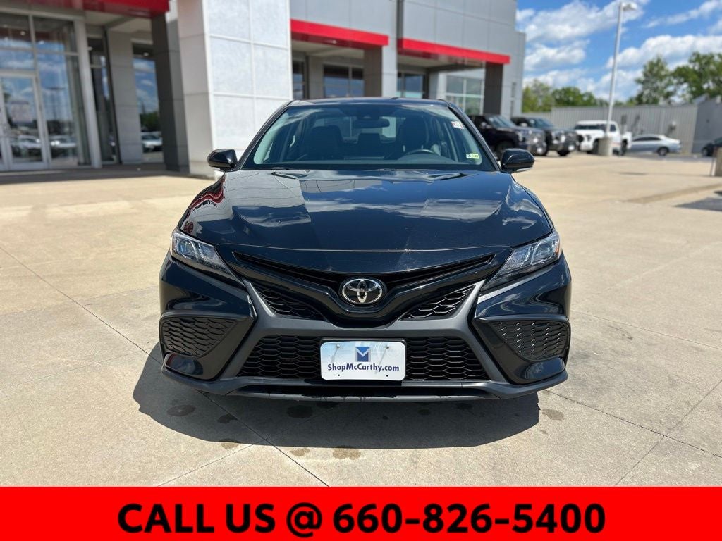 Used 2024 Toyota Camry SE with VIN 4T1G11AK2RU246101 for sale in Kansas City