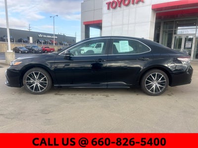 2024 Toyota Camry SE