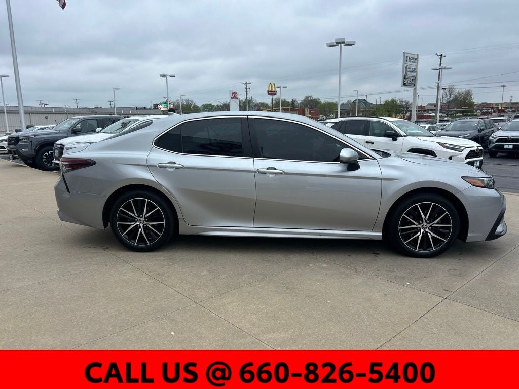 2021 Toyota Camry SE