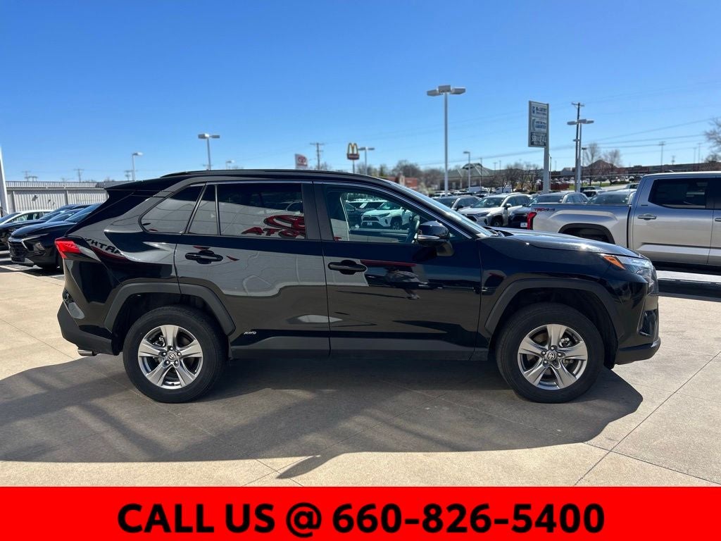 2025 Toyota RAV4 Hybrid XLE