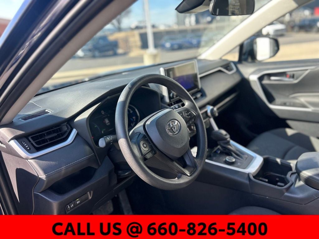 2025 Toyota RAV4 Hybrid XLE