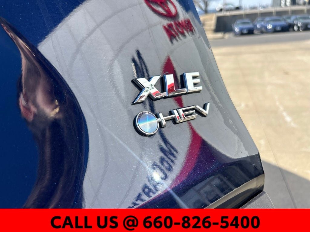 2025 Toyota RAV4 Hybrid XLE