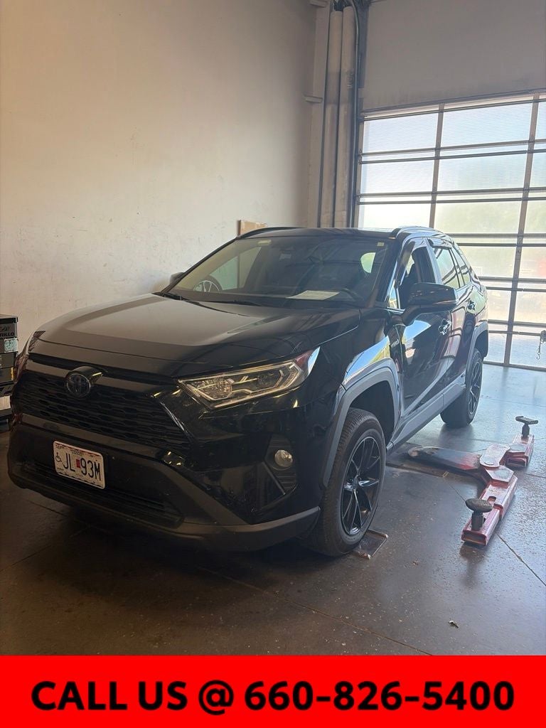 2021 Toyota RAV4 Hybrid XLE