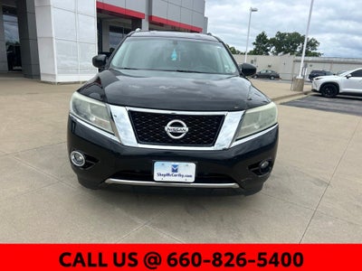 2016 Nissan Pathfinder SV